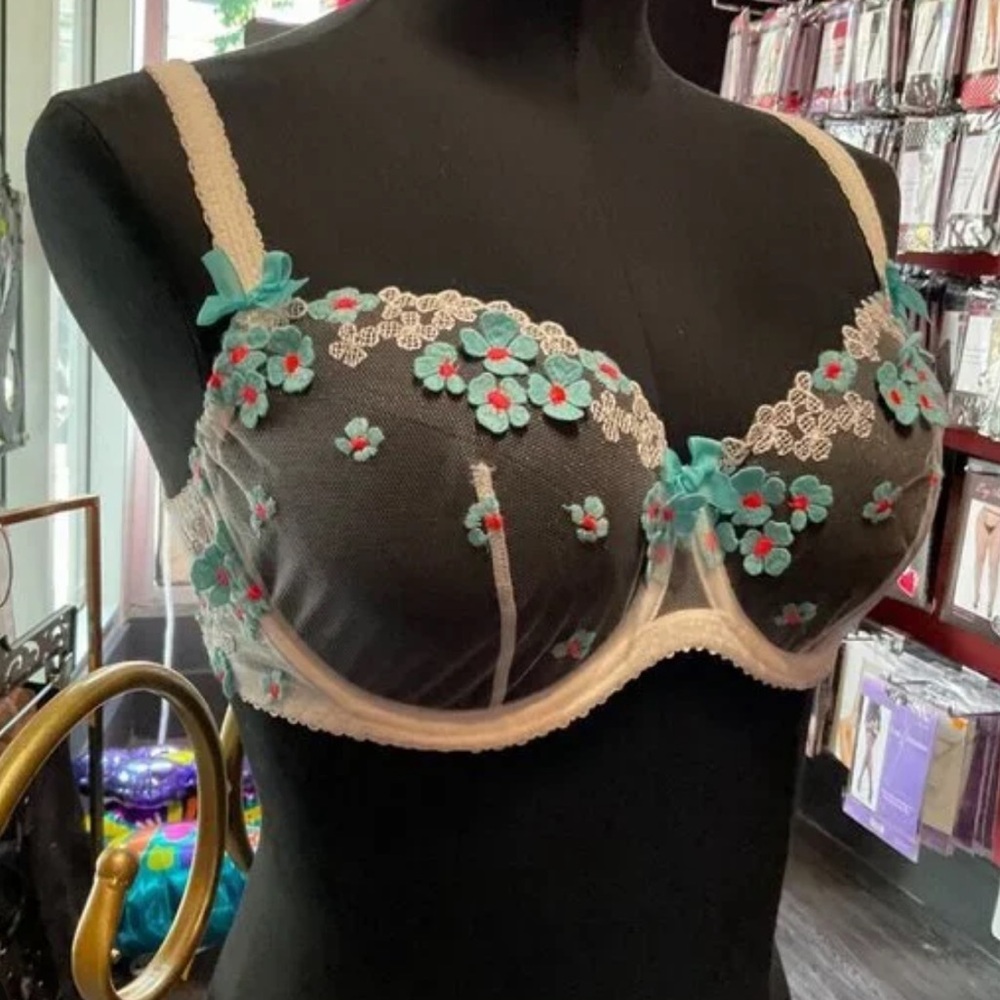 34D Agent Provocateur Floral Lace Bra